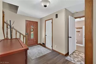 9610 Fox Meadow Ln, Chardon, OH 44024 - Photo 18