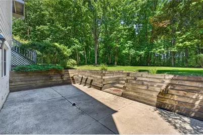 9610 Fox Meadow Lane, Chardon, OH 44024 - Photo 34