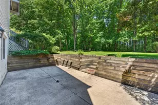 9610 Fox Meadow Ln, Chardon, OH 44024 - Photo 34