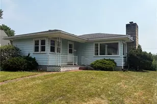 404 Jackson Ave NE, Brewster, OH 44613 - Photo 12