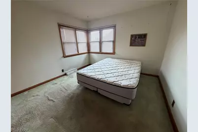 404 Jackson Avenue NE, Brewster, OH 44613 - Photo 10