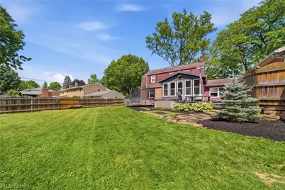 7445 Market Avenue N, North Canton, OH 44721 - Photo 32