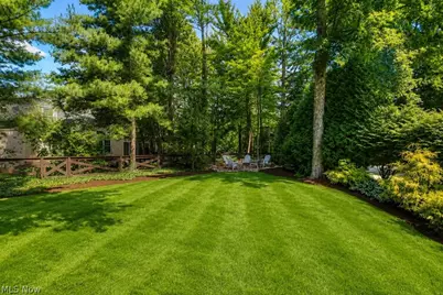 102 Middle Post Point, Chardon, OH 44024 - Photo 4