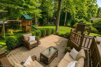 102 Middle Post Point, Chardon, OH 44024 - Photo 2