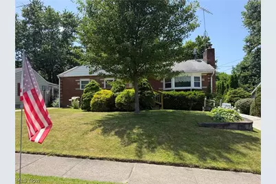333 Bonnieview Avenue, Alliance, OH 44601 - Photo 1