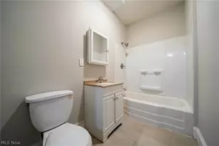 2250 E 86th St, Loveland, OH 44106 - Photo 14