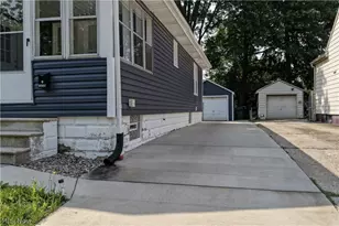 1870 Shaw Ave, Akron, OH 44305 - Photo 24