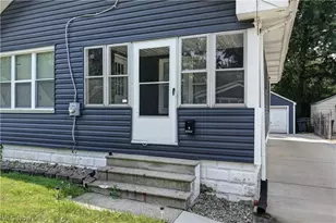 1870 Shaw Ave, Akron, OH 44305 - Photo 4