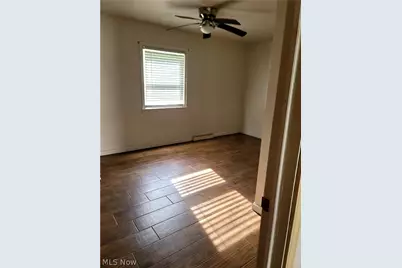 220 Robert Drive, Kent, OH 44240 - Photo 12