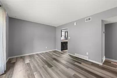 3883 Brookside Boulevard, Loveland, OH 44111 - Photo 4
