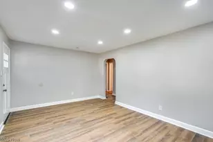 821 Cree Ave, Akron, OH 44305 - Photo 12