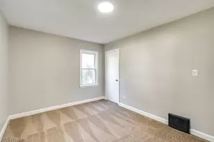 821 Cree Ave, Akron, OH 44305 - Photo 16