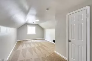 821 Cree Ave, Akron, OH 44305 - Photo 26