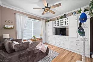 8020 Oak Tree Dr N, Lorain, OH 44053 - Photo 16