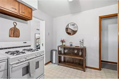 5543 Edwards Road, Ravenna, OH 44266 - Photo 6
