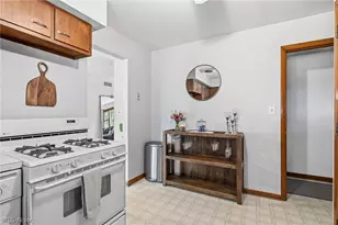 5543 Edwards Rd, Ravenna, OH 44266 - Photo 6
