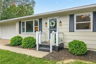 5543 Edwards Rd, Ravenna, OH 44266 - Photo 2