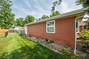 1788 Lancaster Dr, Austintown, OH 44511 - Photo 40