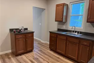858 Forrest Dr, Akron, OH 44306 - Photo 8