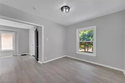 1227 E 170th Street, Loveland, OH 44110 - Photo 6