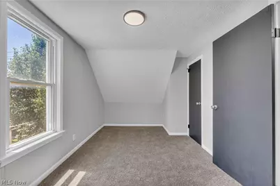 1227 E 170th Street, Loveland, OH 44110 - Photo 12