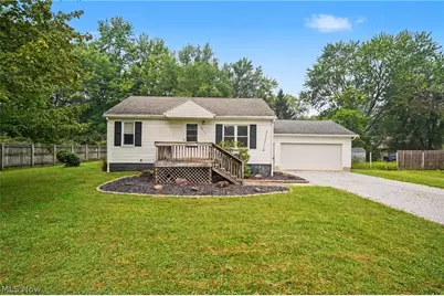 4819 Smith Road, Ravenna, OH 44266 - Photo 2