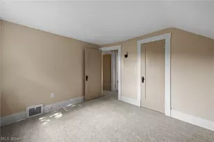 814 E Broad St, Louisville, OH 44641 - Photo 24