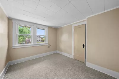 814 E Broad Street, Louisville, OH 44641 - Photo 20