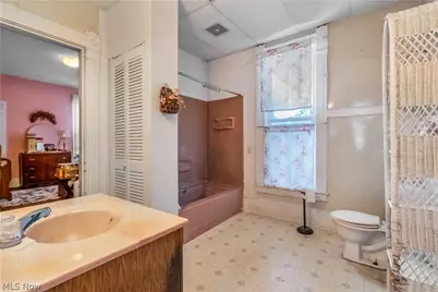 619 W Main Street, Geneva, OH 44041 - Photo 20