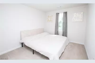 2671 Himelrigh Boulevard, Barberton, OH 44203 - Photo 16