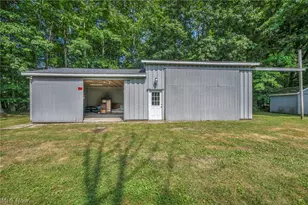 6940 Lake Rd W, Ashtabula, OH 44004 - Photo 8