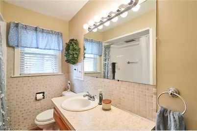 2388 17th Street, Cuyahoga Falls, OH 44223 - Photo 12