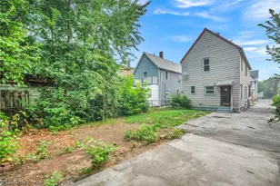 1380 E 93rd St, Loveland, OH 44106 - Photo 30