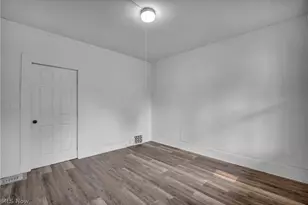 1380 E 93rd St, Loveland, OH 44106 - Photo 14