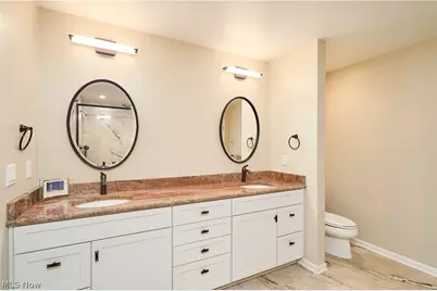 1799 Brookwood Drive, Akron, OH 44313 - Photo 16