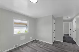 4417 E 156th St, Loveland, OH 44128 - Photo 8