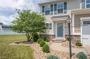 7185 Gauntlet St SW, Massillon, OH 44646 - Photo 2