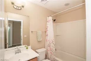 7185 Gauntlet St SW, Massillon, OH 44646 - Photo 34