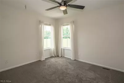 7185 Gauntlet Street SW, Massillon, OH 44646 - Photo 32