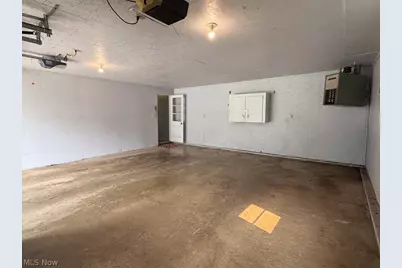 6069 Peach Street NE, Louisville, OH 44641 - Photo 40