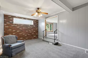 6069 Peach St NE, Louisville, OH 44641 - Photo 12