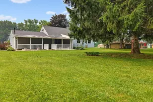 6069 Peach St NE, Louisville, OH 44641 - Photo 48