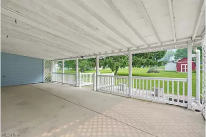 6069 Peach Street NE, Louisville, OH 44641 - Photo 6