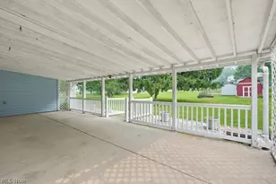 6069 Peach St NE, Louisville, OH 44641 - Photo 6