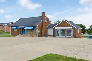 6316 Middlebranch Ave NE, Canton, OH 44721 - Photo 2