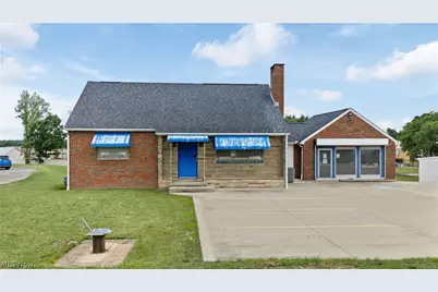 6316 Middlebranch Avenue NE, Canton, OH 44721 - Photo 1