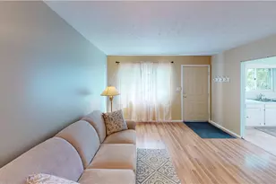 935 Carnegie Ave, Akron, OH 44314 - Photo 4