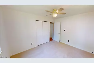935 Carnegie Avenue, Akron, OH 44314 - Photo 18