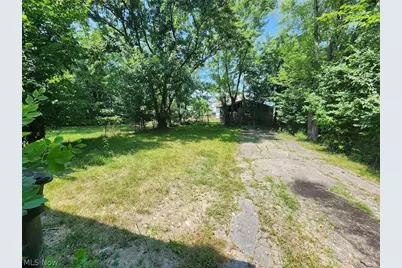12905 Watterson Avenue, Loveland, OH 44105 - Photo 12