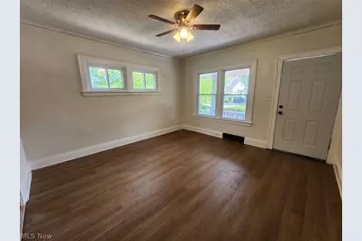 12905 Watterson Avenue, Loveland, OH 44105 - Photo 4